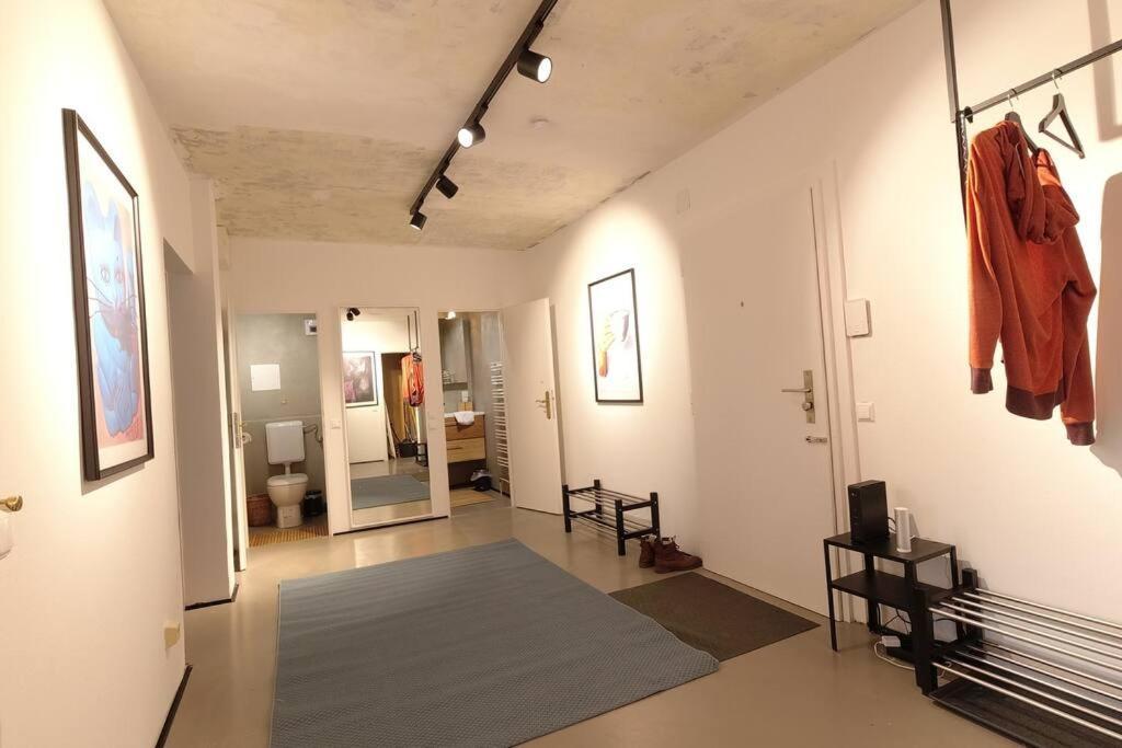 Bu Designer-Apartment Next To Metro U1 Vienna Luaran gambar